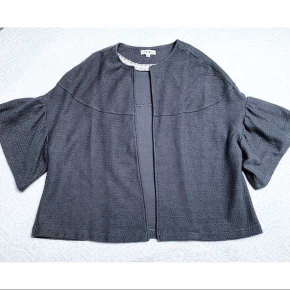 THML Gray Cropped Sweater Jacket Bell Sleeves M - Picture 7 of 7